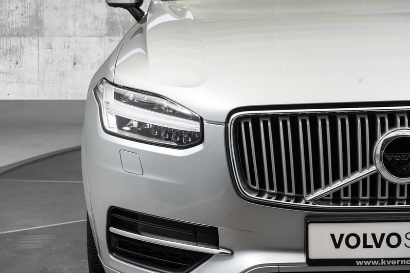 Bilde 3 av Volvo XC90 T8 Inscription 360/HUD/hengerfeste/H&K/Lyspk/21/Luft