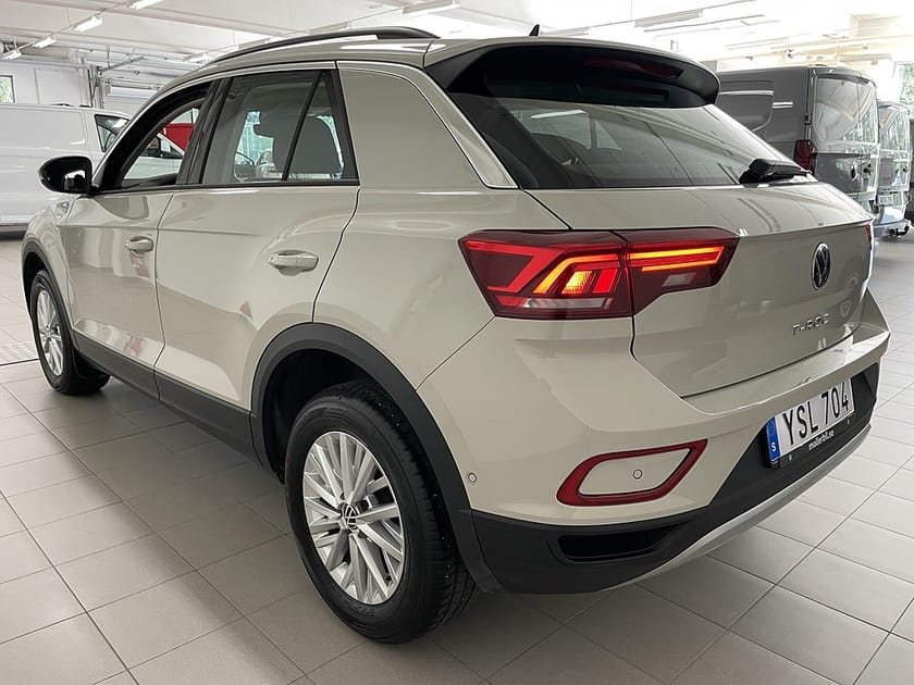 Bild 5 av Volkswagen T-Roc 1.5 TSI 150Hk DSG | KAMERA | 2-ZON |