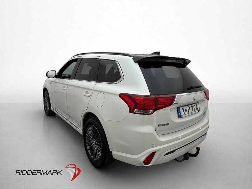 Bild 5 av Mitsubishi Outlander PHEV S-Edition 360° T-Lucka Skinn Drag