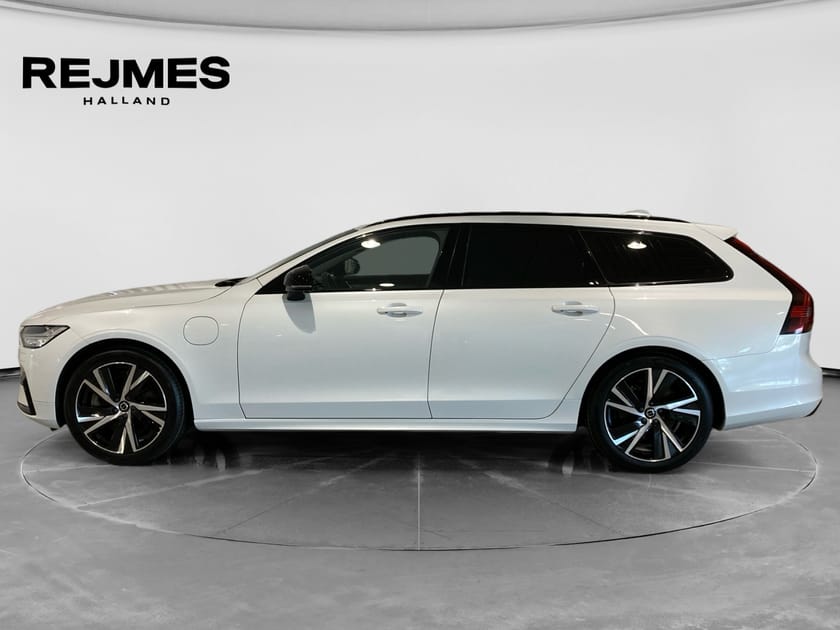Bild 3 av Volvo V90 Recharge T6 Plus Dark