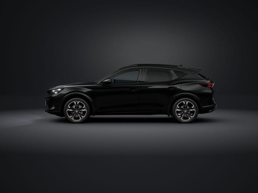Bild 3 av CUPRA Formentor 150HK eTSI DSG7 Black & White Edition