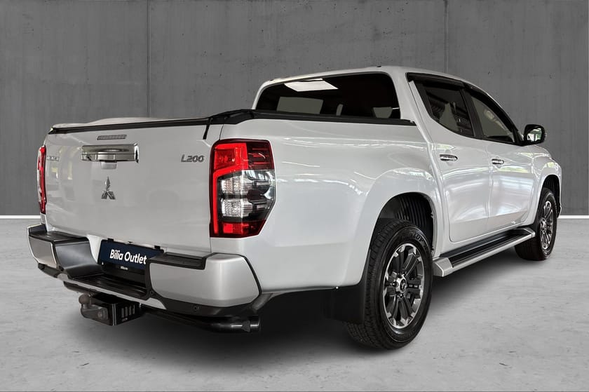 Bilde 5 av Mitsubishi L200 Dobbelcab D-Cab X-Edition 2.3Di-D150hk Skinn, Plantrekk