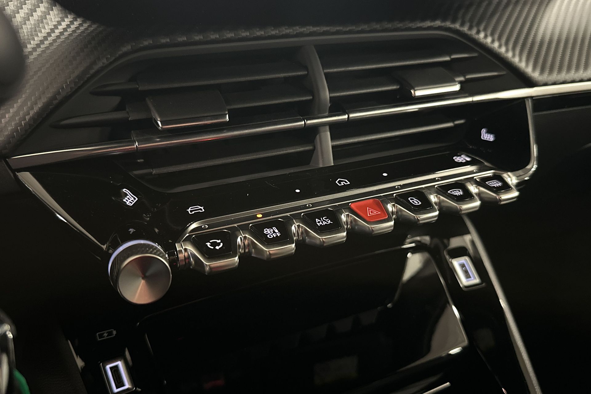 Peugeot 2008 AUT 2024, bild 6/14