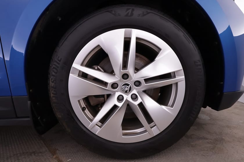 Bild 4 av Škoda Enyaq 85x 286 hk Drag Navi Backkamera