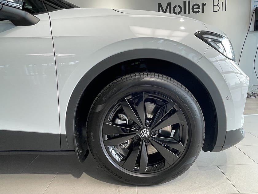 Bild 3 av Volkswagen ID.4 Pro 210 KW/286 HK 77 KWH BATTERI, 1-VXL