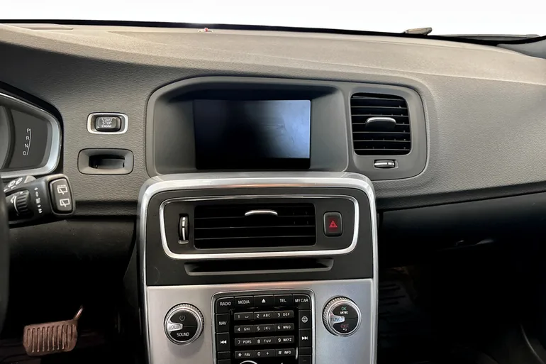 Volvo V60 Cross Country D4