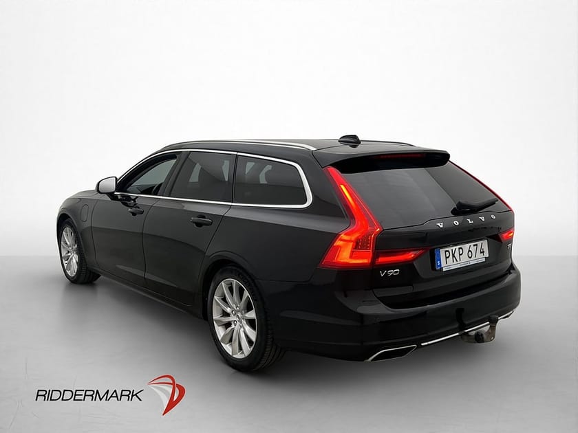 Bild 5 av Volvo V90 T8 Twin Engine AWD 392hk Momentum BLIS Drag Kamera