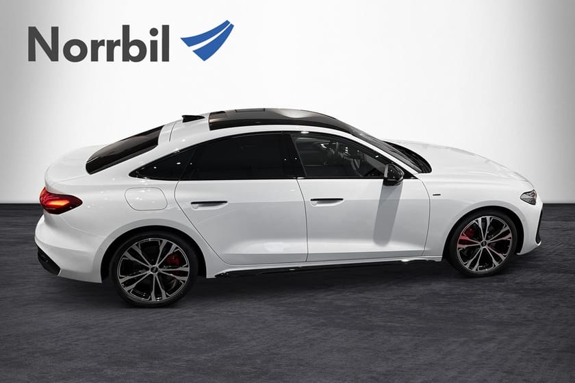 Bild 4 av Audi A5 Sedan e-hybrid quattro S-LINE 270KW TFSI PANO VÄRMARE DRAG