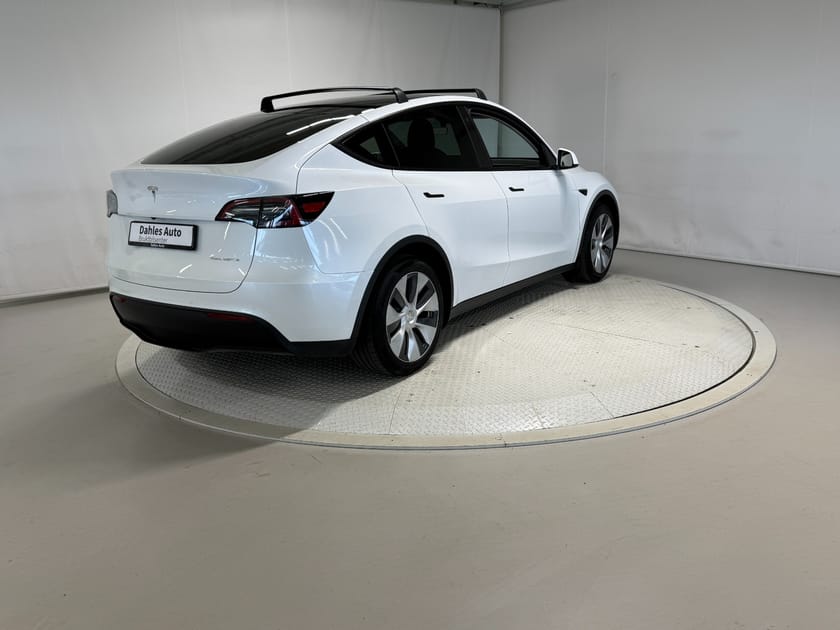 Bilde 2 av Tesla Model Y Long Range AWD Autopilot/Skinn/Pano/Kamera/Intel.Atom