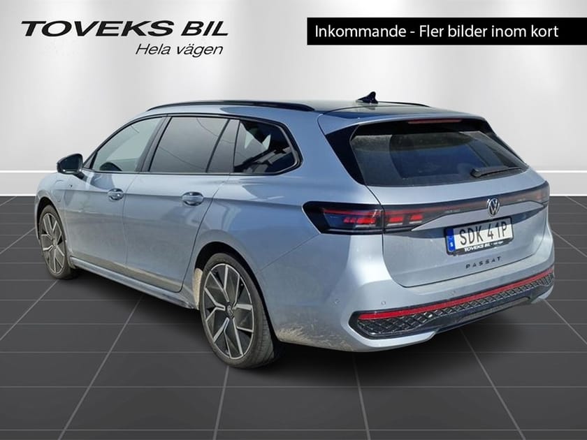 Bild 3 av Volkswagen Passat Variant eHybrid R-line Signature 272hk Skinn/Drag/Värmare