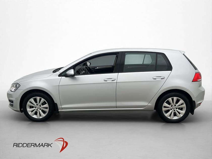 Bild 4 av Volkswagen Golf 1.2 TSI  Base Drag M/K-Värm CarPlay Kamera