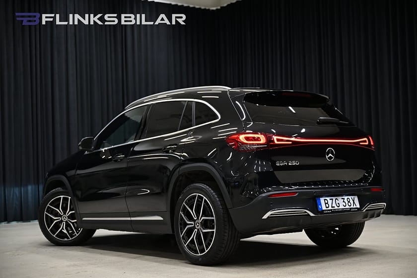Bild 3 av Mercedes-Benz EQA 250 AMG 190HK Widescreen|Navi|Panelbelysning|Leasbar