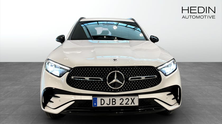 Bild 2 av Mercedes-Benz GLC 300 e 4MATIC 300e | AMG | | Burmester | Drag