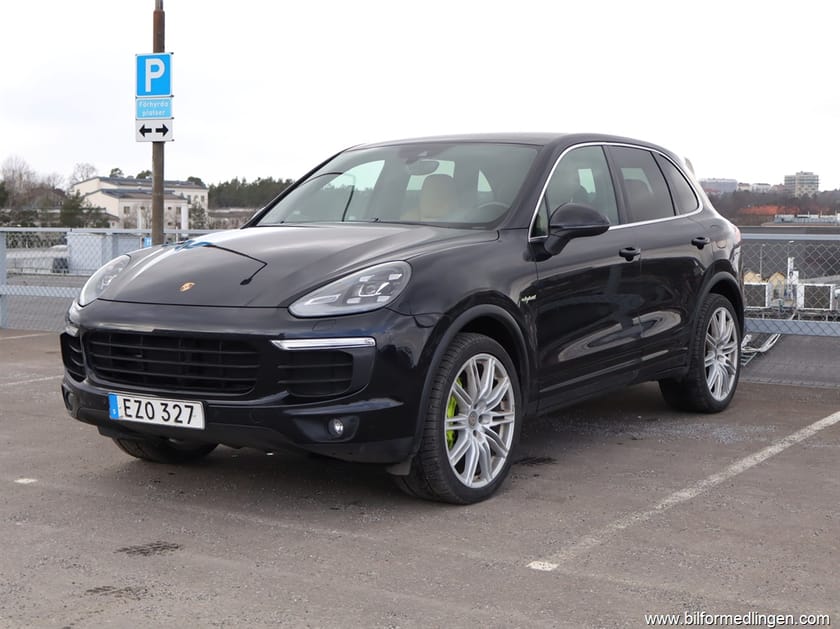 Bild 1 av Porsche Cayenne S E-Hybrid