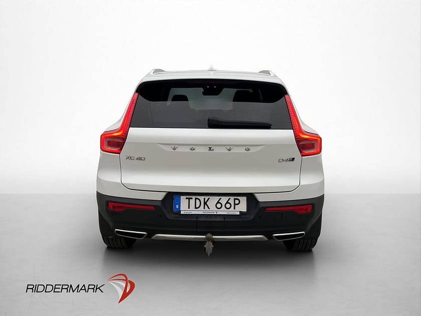 Bild 5 av Volvo XC40 D4 AWD Inscription VOC Pano H/K 360°  Skinn Drag