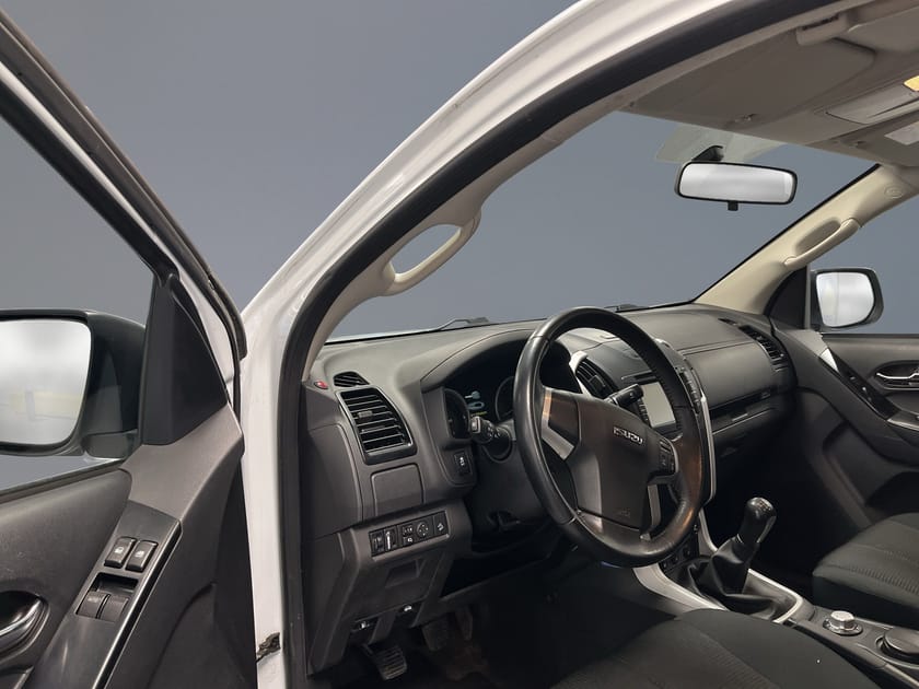 Bild 4 av Isuzu D-Max Space Cab