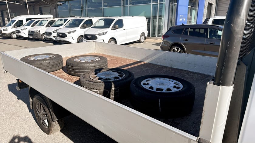Bild 5 av Ford Transit 350 Chassi Cab 2,0L 130HK Enkelhytt