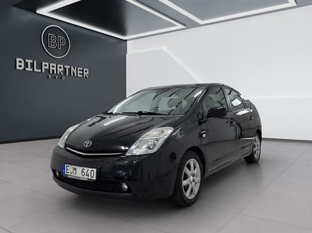 Toyota Prius 1.5 VVT-i + 3CM CVT/ Ränta 1.95%/Besiktad & Servad
