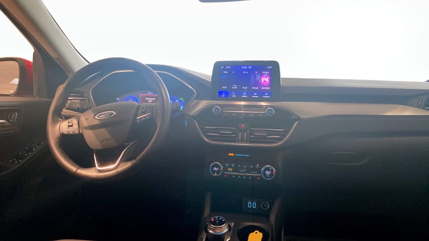 Bild 4 av Ford Kuga Plug-In Hybrid Titanium PHEV |225HK|56km EL| Drag| Adaptiv F-hållare