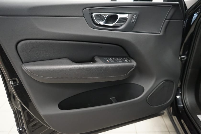 Bild 5 av Volvo XC60 D4 AWD Momentum SE | Dragkrok |