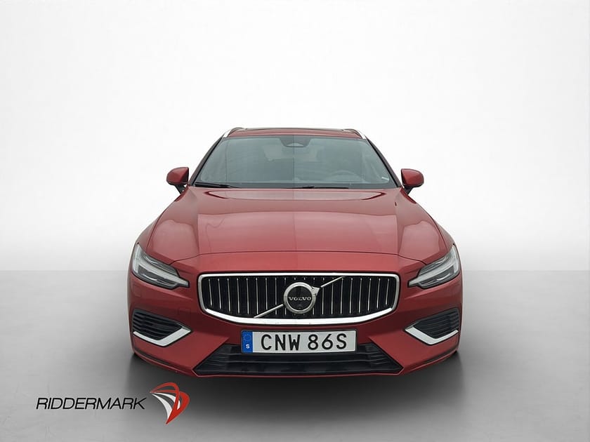 Bild 2 av Volvo V60 Recharge T6 AWD Ultimate B&W Pano 360 HUD Elstolar
