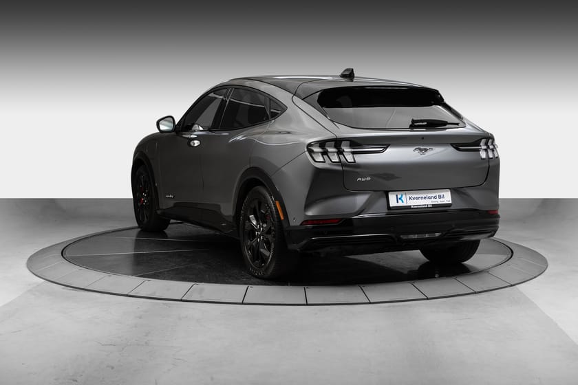 Bilde 3 av Ford Mustang Mach-E Long Range AWD 540WLTP , Krok, Serviceavtale, Pano ++