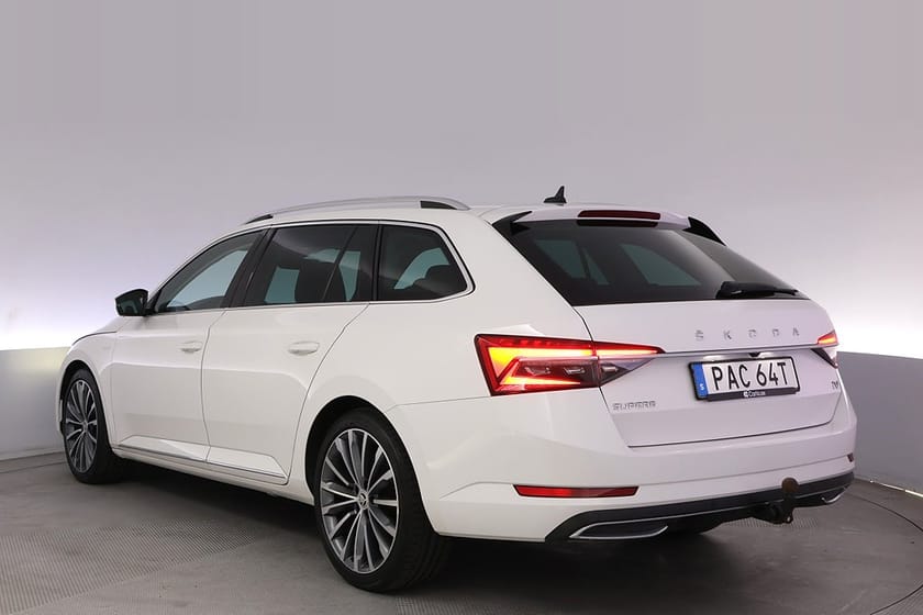 Bild 4 av Škoda Superb iV Kombi Skoda Combi 1.4 TSI DSG L&K Drag Kamera Värmare