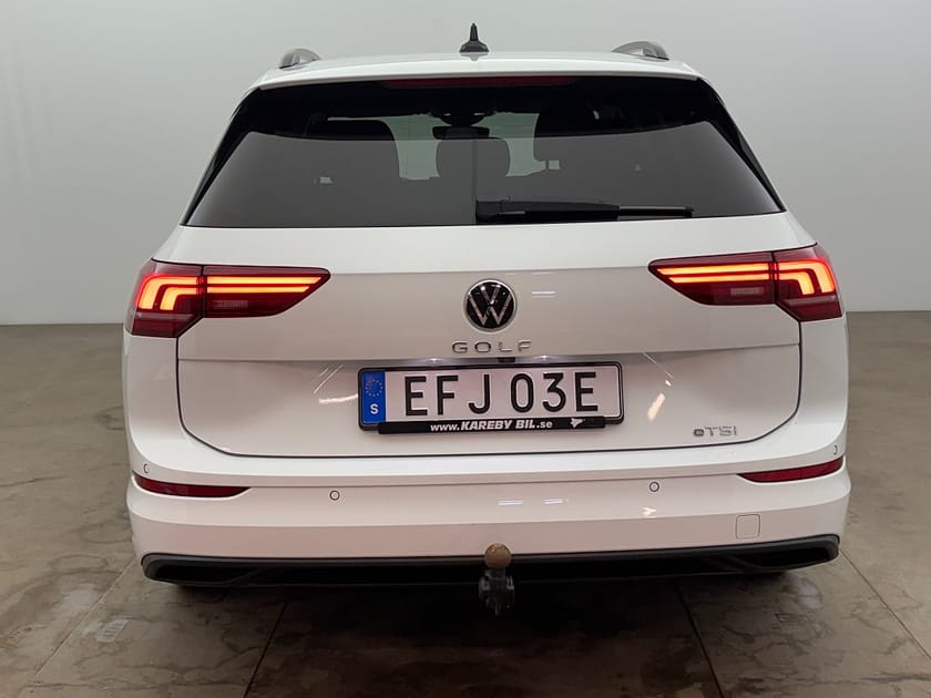 Bild 5 av Volkswagen Golf Sportscombi 1.5 eTSI 150hk Life Drag Backkamera