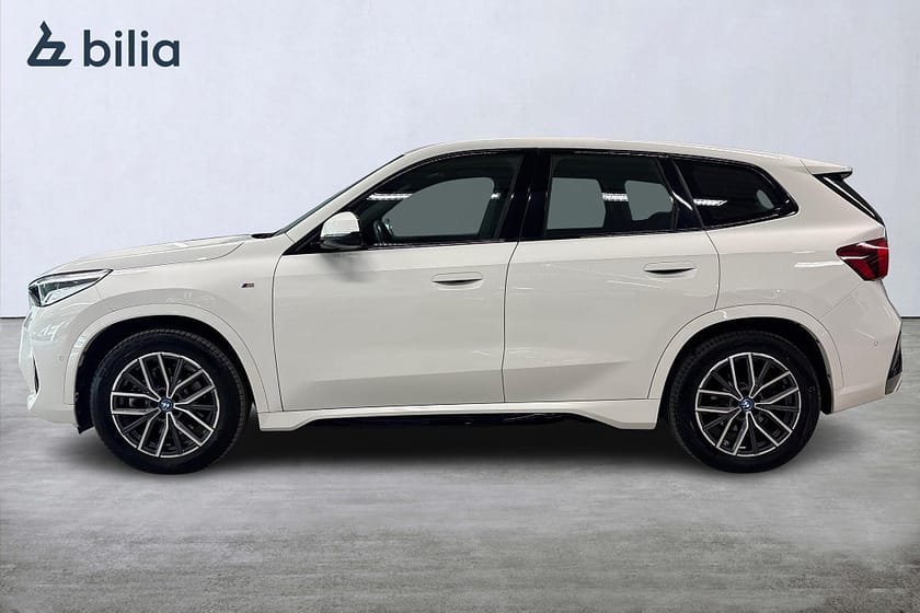 Bild 3 av BMW iX1 xDrive30 xDrive 30 M-Sport | Drag | Backkamera | Rattväme | 18"