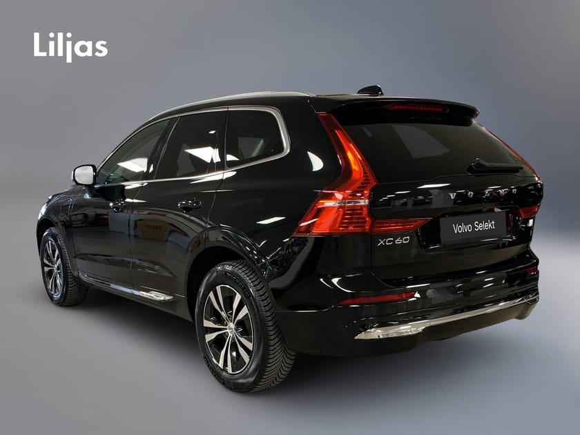 Bild 4 av Volvo XC60 Recharge T6 AWD Core Edition//Dragkrok//