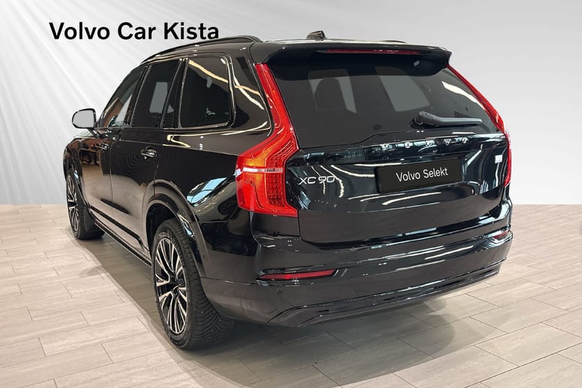 Bild 4 av Volvo XC90 7-seater Recharge T8 Ultimate Dark Drag HUD Pano H/K