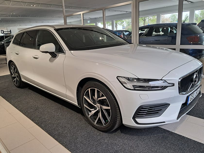 Bild 2 av Volvo V60 T6 Recharge plug in AWD 340HK 4x4 Läder