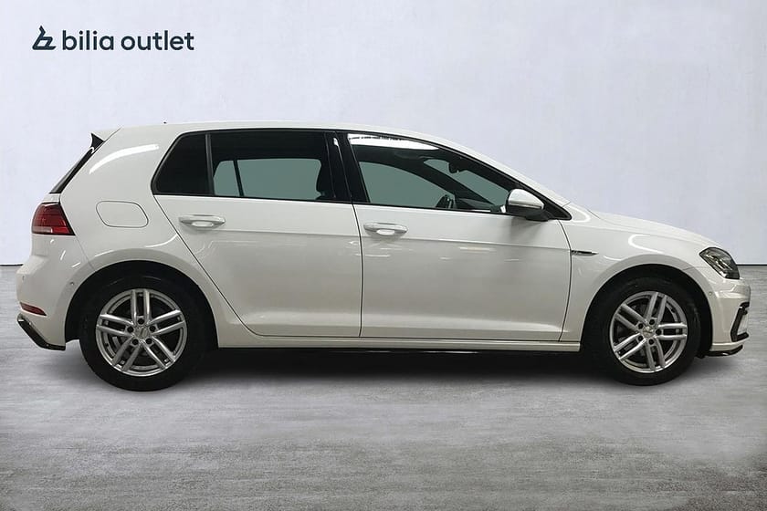 Bild 5 av Volkswagen Golf 1.5 TSI R-Line 150hk Carplay P-sensor Adaptiv-farth