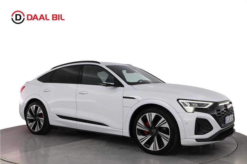Bild 4 av Audi Q8 Sportback 55 e-tron quattro 408HK S-LINE B&O® PANO LUFTFJÄD