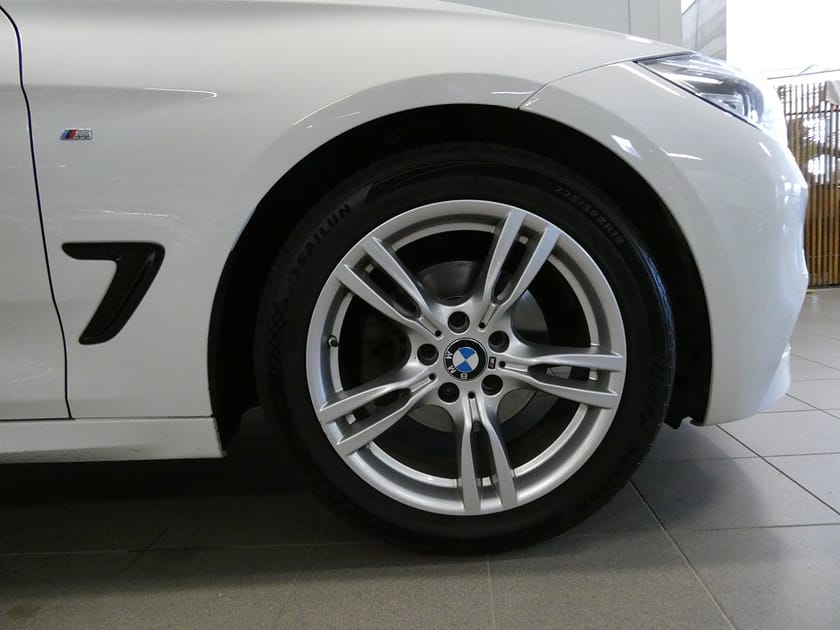 Bild 4 av BMW 320d xDrive GT Gran Turismo M Sport Aut-Drag-Dieselvärm-Skinn