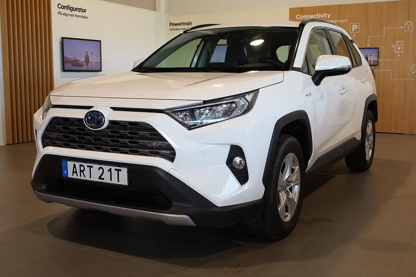 Bild 1 av Toyota RAV4 Hybrid AWD-i E-CVT Active Kamera Rattvärme Keyless