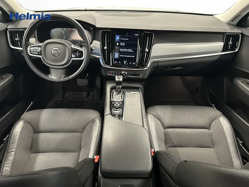 Bild 8 av 10 – Volvo V90 D3 AWD Momentum Advanced Edition
