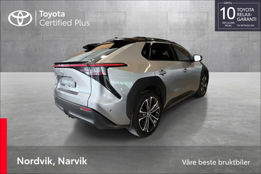 Bilde 5 av Toyota bZ4X Executive Bitone med tilhengerfeste og LED-bar