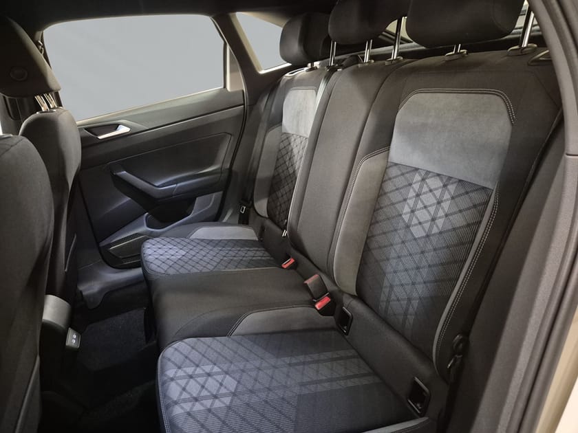 Bild 4 av Volkswagen Taigo R-LINE 1.0 TSI 110 HK AUTOMAT IQ-
