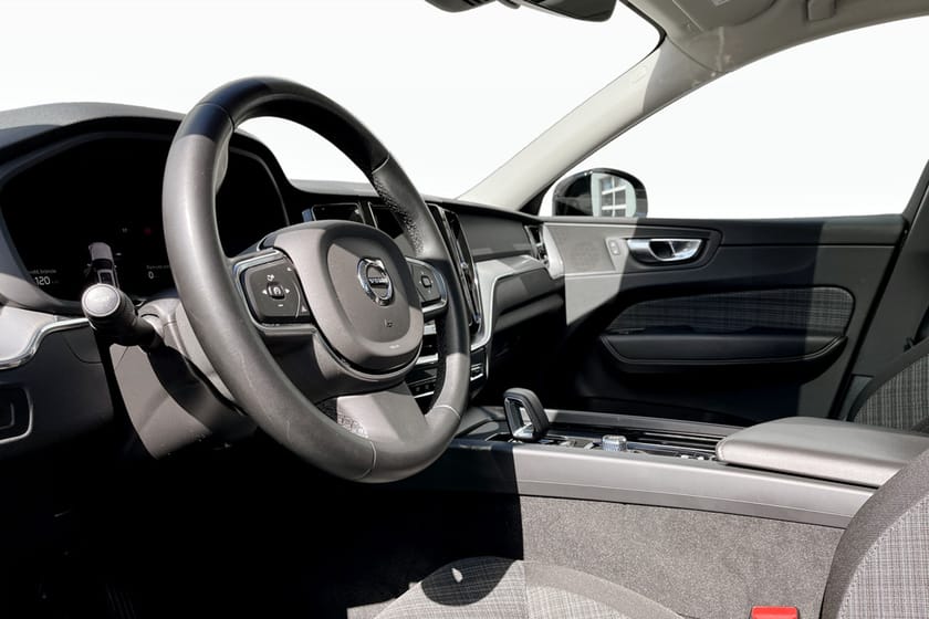Bild 5 av Volvo XC60 Recharge T6 Core Bright