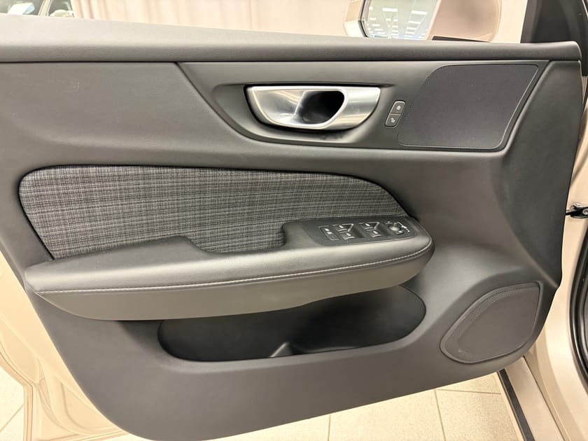 Bild 4 av Volvo V60 B4 Bensin Core