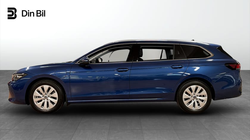 Bild 3 av Volkswagen Passat Variant eHybrid 272hk DSG Business-Drag me trailer assist