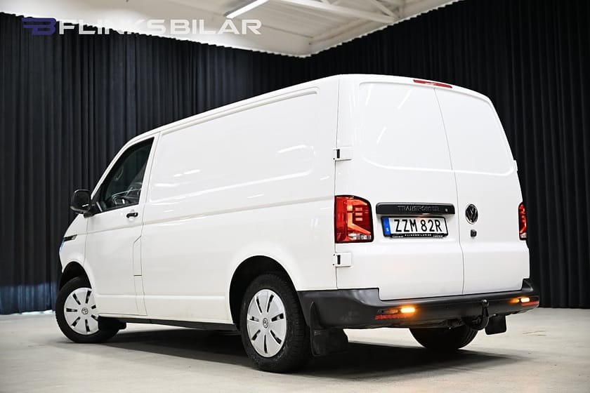 Bild 4 av Volkswagen Transporter DSG 150HK Inredd|Dubbelgolv|Drag|Värmare|Backkamera