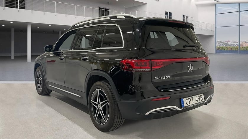 Bild 3 av Mercedes-Benz EQB 300 4MATIC