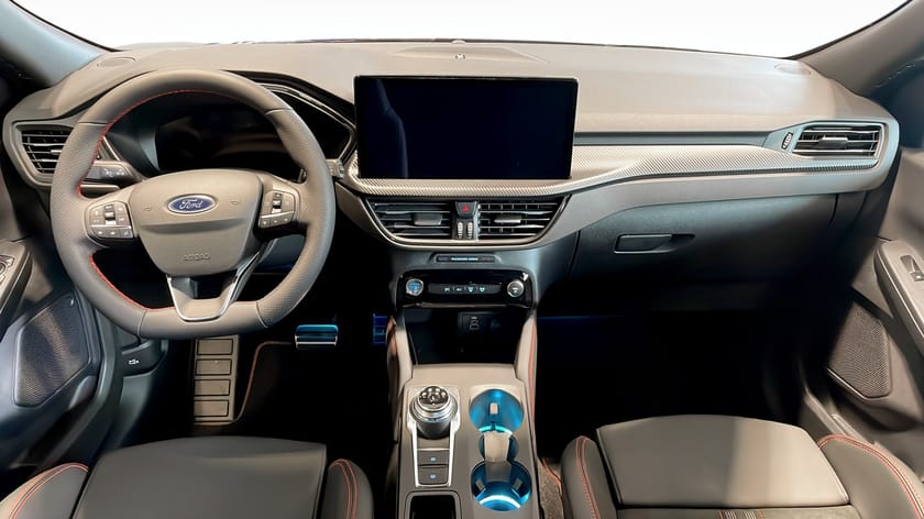 Bild 4 av Ford Kuga Plug-In Hybrid 2,5 PHEV 243Hk ST-Line X B&O, Drag