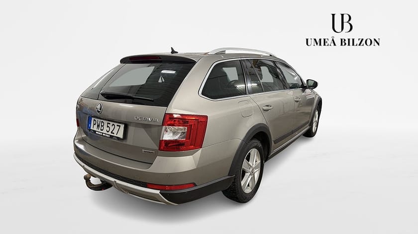 Bild 3 av Škoda Octavia Scout Skoda 2.0 TDI 4x4 Euro 6 Ny Kamrem!
