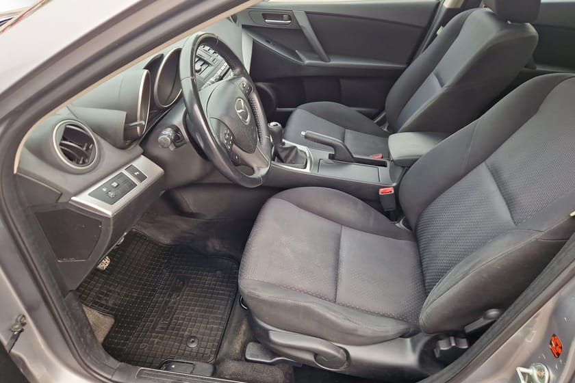 Bild 4 av Mazda 3 Sport 1,6 Bensin