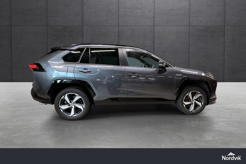 Bilde 3 av Toyota RAV4 Plug-in Hybrid Active Tech / AWD / Rentekampanje 1,95%
