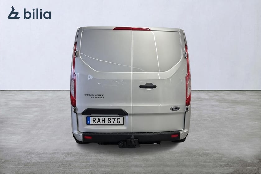 Bild 5 av Ford Transit Custom 300 Skåp L2 130 Tre A_HMC *VINTERHJUL INGÅR*