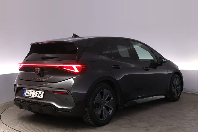 Bild 5 av CUPRA Born 58 Tech L Pilot M AdapFarth Kamera Navi